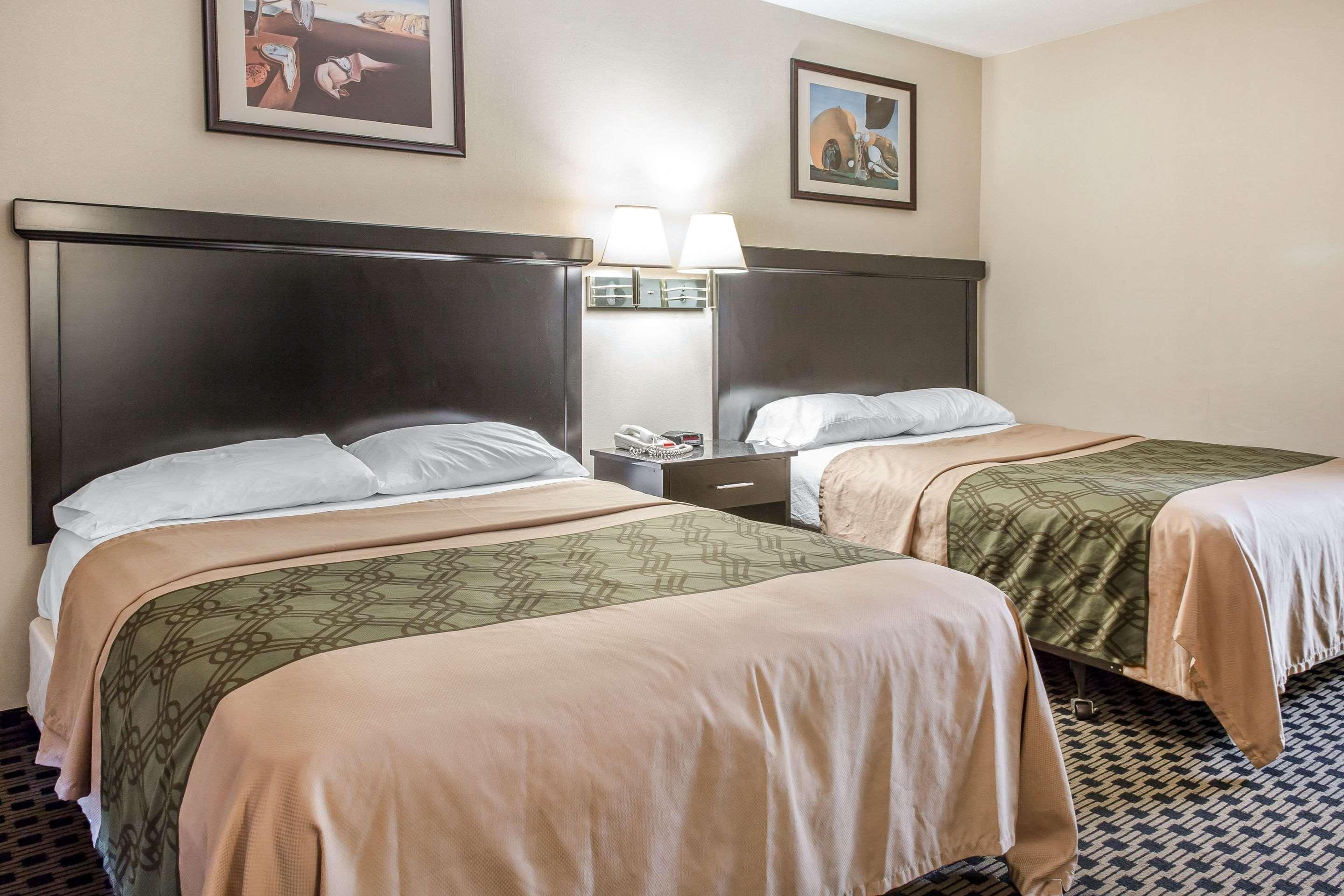 Econo Lodge West Haven Esterno foto