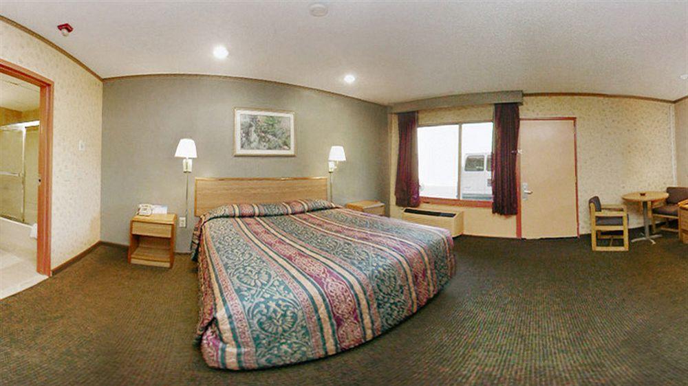 Econo Lodge West Haven Esterno foto